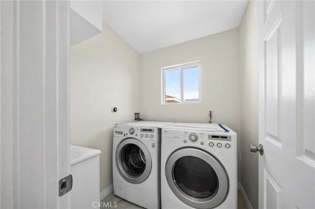 517 N Soldano, Azusa, CA 91702