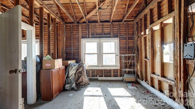 224 W Mills Avenue, Mooresville, NC 28115