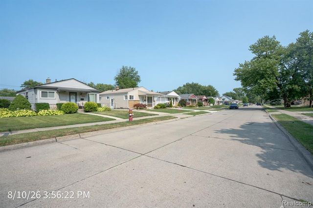 23405 Allor Street, Saint Clair Shores, MI 48082