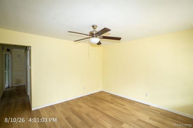 23405 Allor Street, Saint Clair Shores, MI 48082