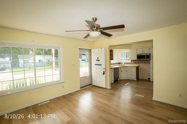 23405 Allor Street, Saint Clair Shores, MI 48082