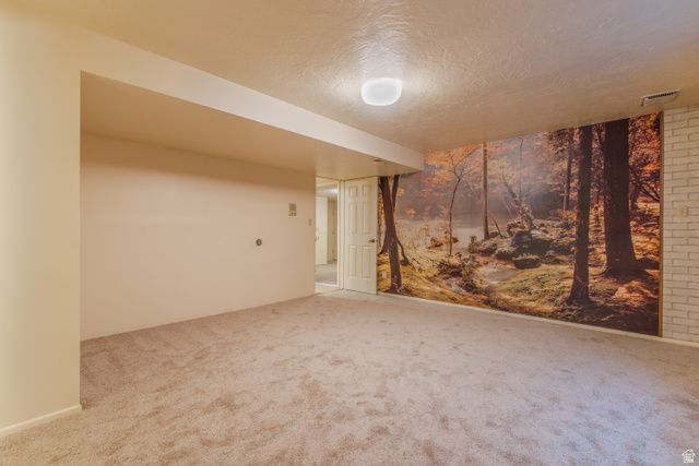 1581 E 6470 S, Murray, UT 84121