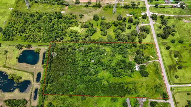 5011 County Road 347, Brazoria, TX 77422