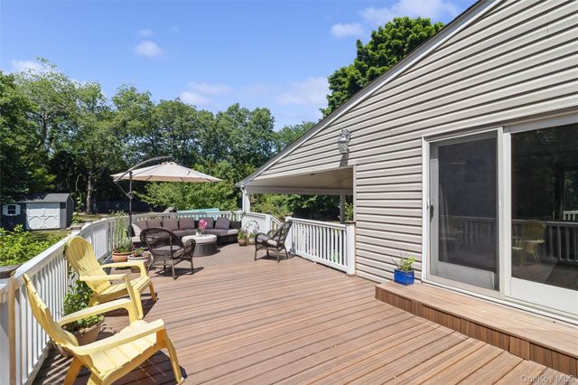 1560 Brightshore Boulevard, Bay Shore, NY 11706
