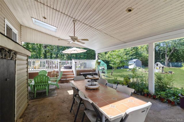 1560 Brightshore Boulevard, Bay Shore, NY 11706