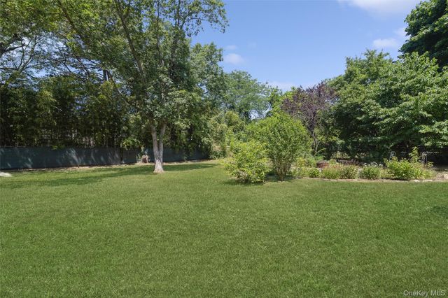 1560 Brightshore Boulevard, Bay Shore, NY 11706