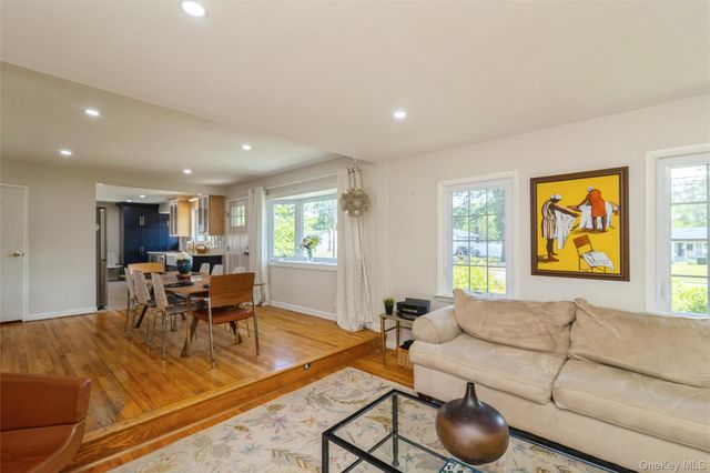 1560 Brightshore Boulevard, Bay Shore, NY 11706