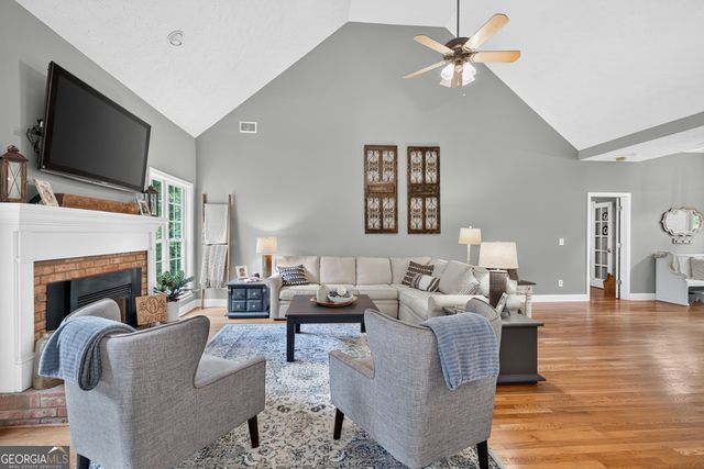 323 Oconee Lane, Commerce, GA 30529