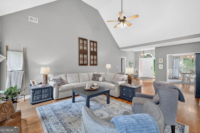 323 Oconee Lane, Commerce, GA 30529