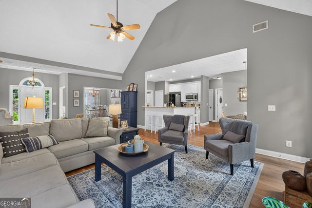 323 Oconee Lane, Commerce, GA 30529