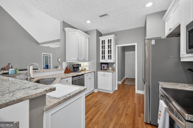 323 Oconee Lane, Commerce, GA 30529