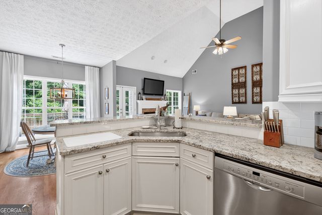 323 Oconee Lane, Commerce, GA 30529