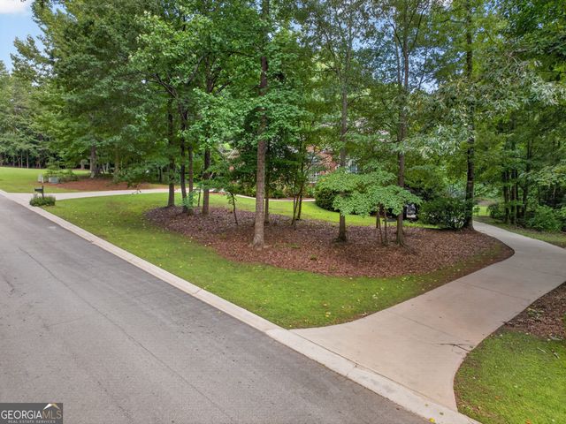 323 Oconee Lane, Commerce, GA 30529