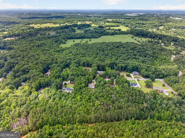 323 Oconee Lane, Commerce, GA 30529
