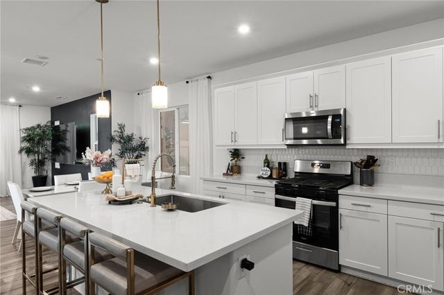 352 Alice, Rialto, CA 92376