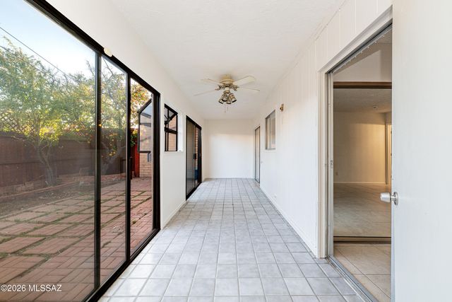 465 W Calle Lindero, Tucson, AZ 85704