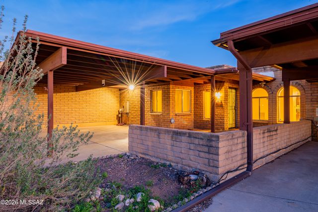 465 W Calle Lindero, Tucson, AZ 85704