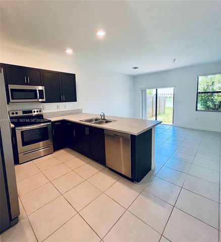 10124 SW 228th Ter, Miami, FL 33190