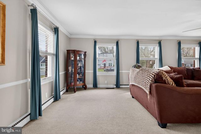 46 MAPLEWOOD AVE, Carneys Point, NJ 08069