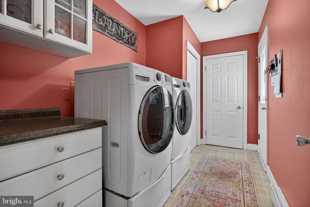 46 MAPLEWOOD AVE, Carneys Point, NJ 08069