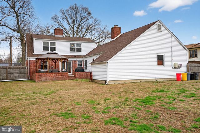 46 MAPLEWOOD AVE, Carneys Point, NJ 08069