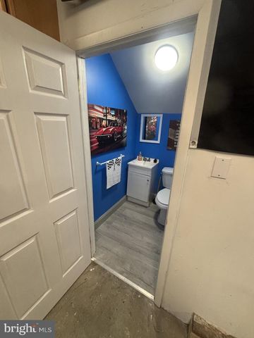 46 MAPLEWOOD AVE, Carneys Point, NJ 08069