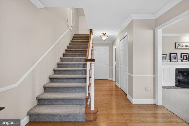 46 MAPLEWOOD AVE, Carneys Point, NJ 08069