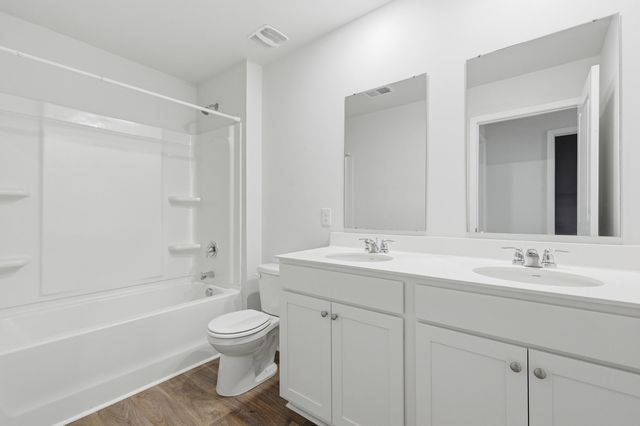 345 Lake Ridge Boulevard, Summerville, SC 29483