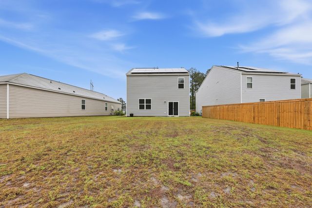 345 Lake Ridge Boulevard, Summerville, SC 29483