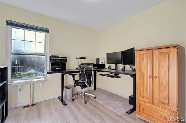 12177 Rain Hollow Court, Maryland Heights, MO 63043