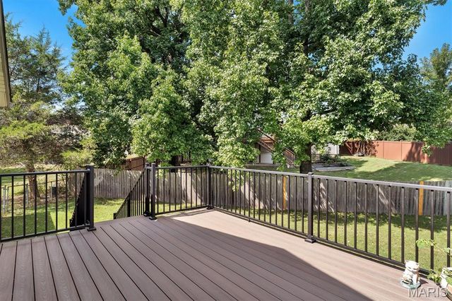 12177 Rain Hollow Court, Maryland Heights, MO 63043