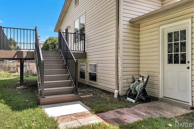12177 Rain Hollow Court, Maryland Heights, MO 63043