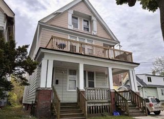 1219 W Clarke STREET, Milwaukee, WI 53206