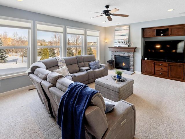 17602 62nd Avenue N, Maple Grove, MN 55311