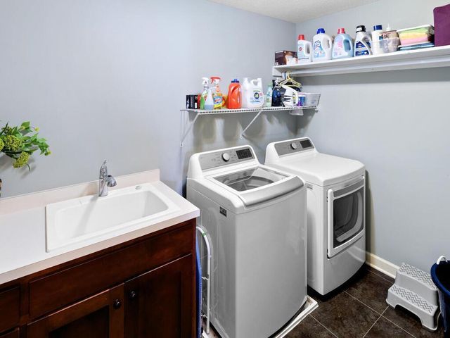 17602 62nd Avenue N, Maple Grove, MN 55311