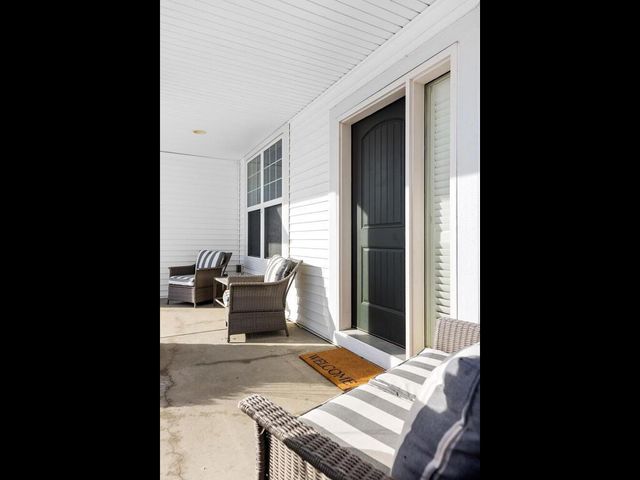 17602 62nd Avenue N, Maple Grove, MN 55311