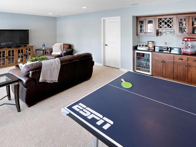 17602 62nd Avenue N, Maple Grove, MN 55311