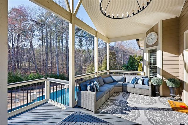 2127 Hollowbrooke Way NW, Acworth, GA 30101