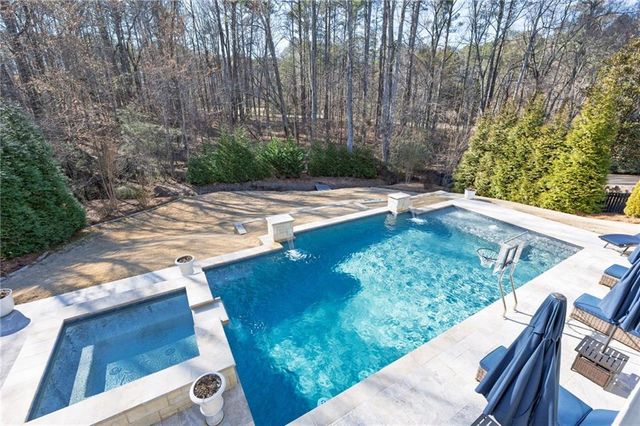 2127 Hollowbrooke Way NW, Acworth, GA 30101