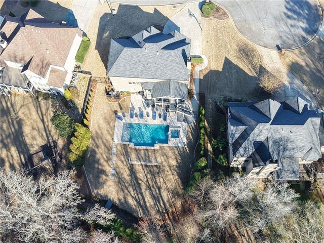 2127 Hollowbrooke Way NW, Acworth, GA 30101