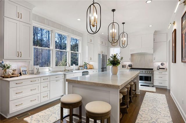 2127 Hollowbrooke Way NW, Acworth, GA 30101