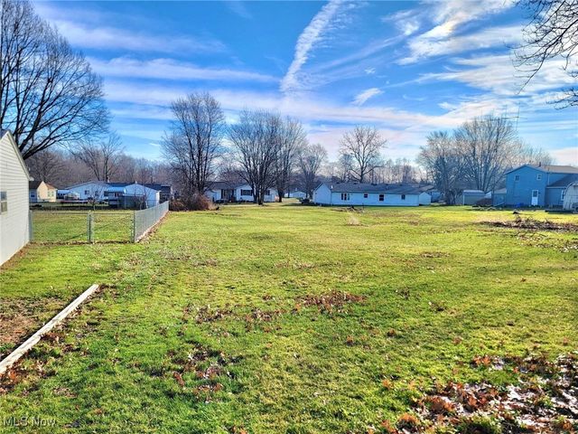 5211 Hecock Avenue, Lorain, OH 44055