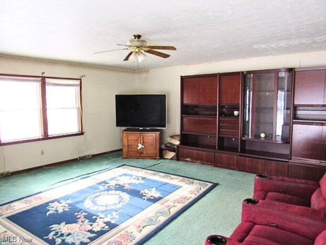 5211 Hecock Avenue, Lorain, OH 44055