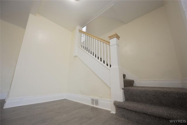 1126 La Salle Avenue, Niagara Falls, NY 14301