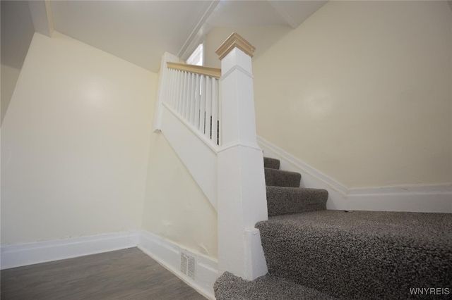 1126 La Salle Avenue, Niagara Falls, NY 14301