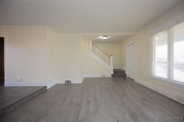 1126 La Salle Avenue, Niagara Falls, NY 14301