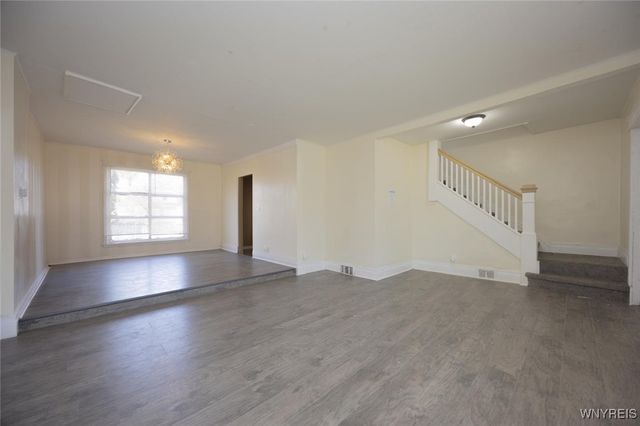 1126 La Salle Avenue, Niagara Falls, NY 14301