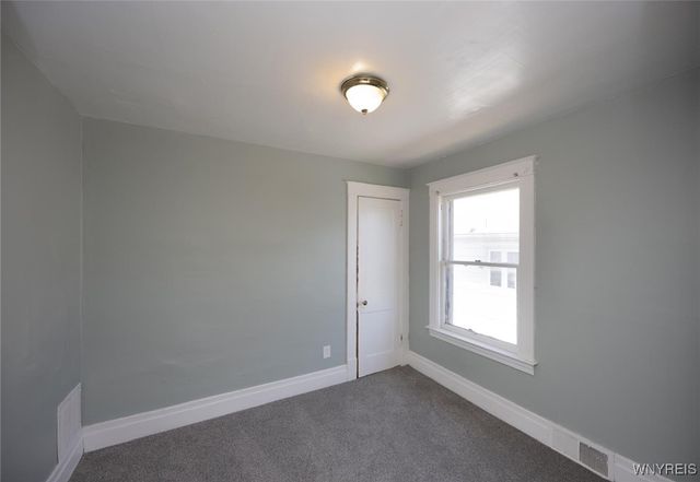 1126 La Salle Avenue, Niagara Falls, NY 14301