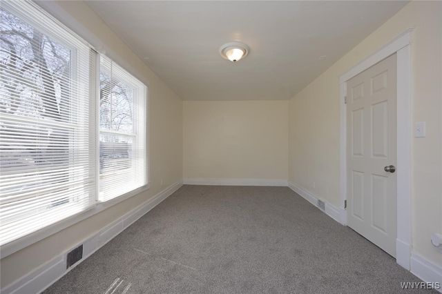 1126 La Salle Avenue, Niagara Falls, NY 14301