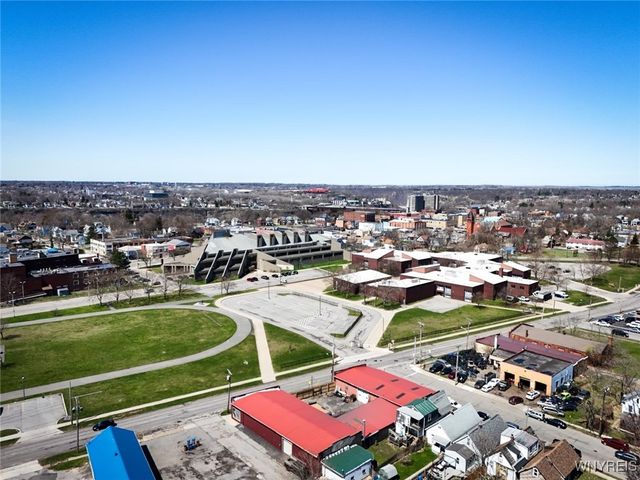 1126 La Salle Avenue, Niagara Falls, NY 14301